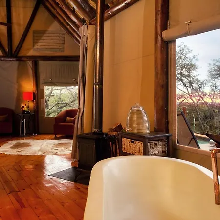Bush Lodge - Amakhala Game Reserve Exterior photo
